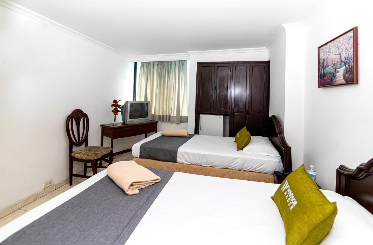 Hotel Windsor Plaza - Downtown Кали Экстерьер фото