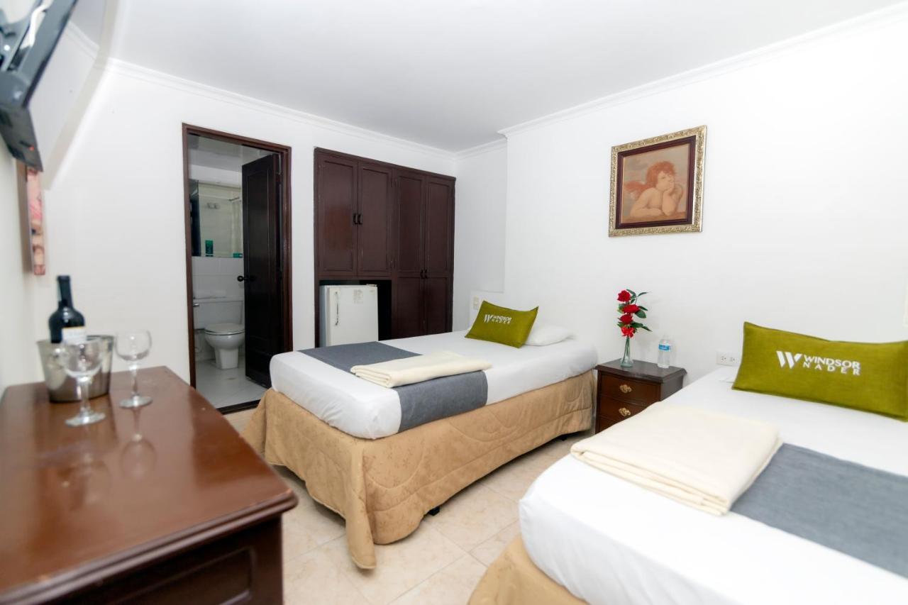 Hotel Windsor Plaza - Downtown Кали Экстерьер фото