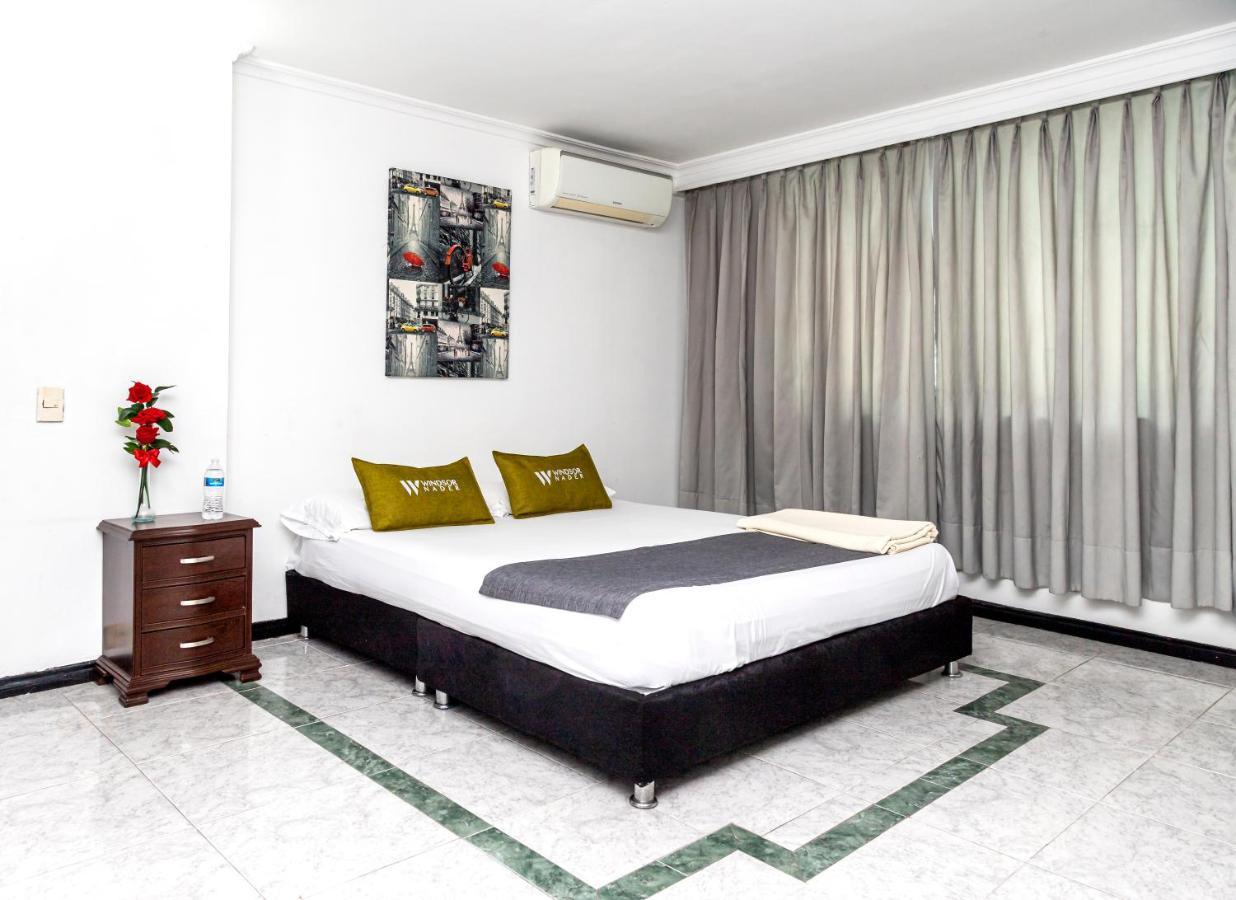 Hotel Windsor Plaza - Downtown Кали Экстерьер фото