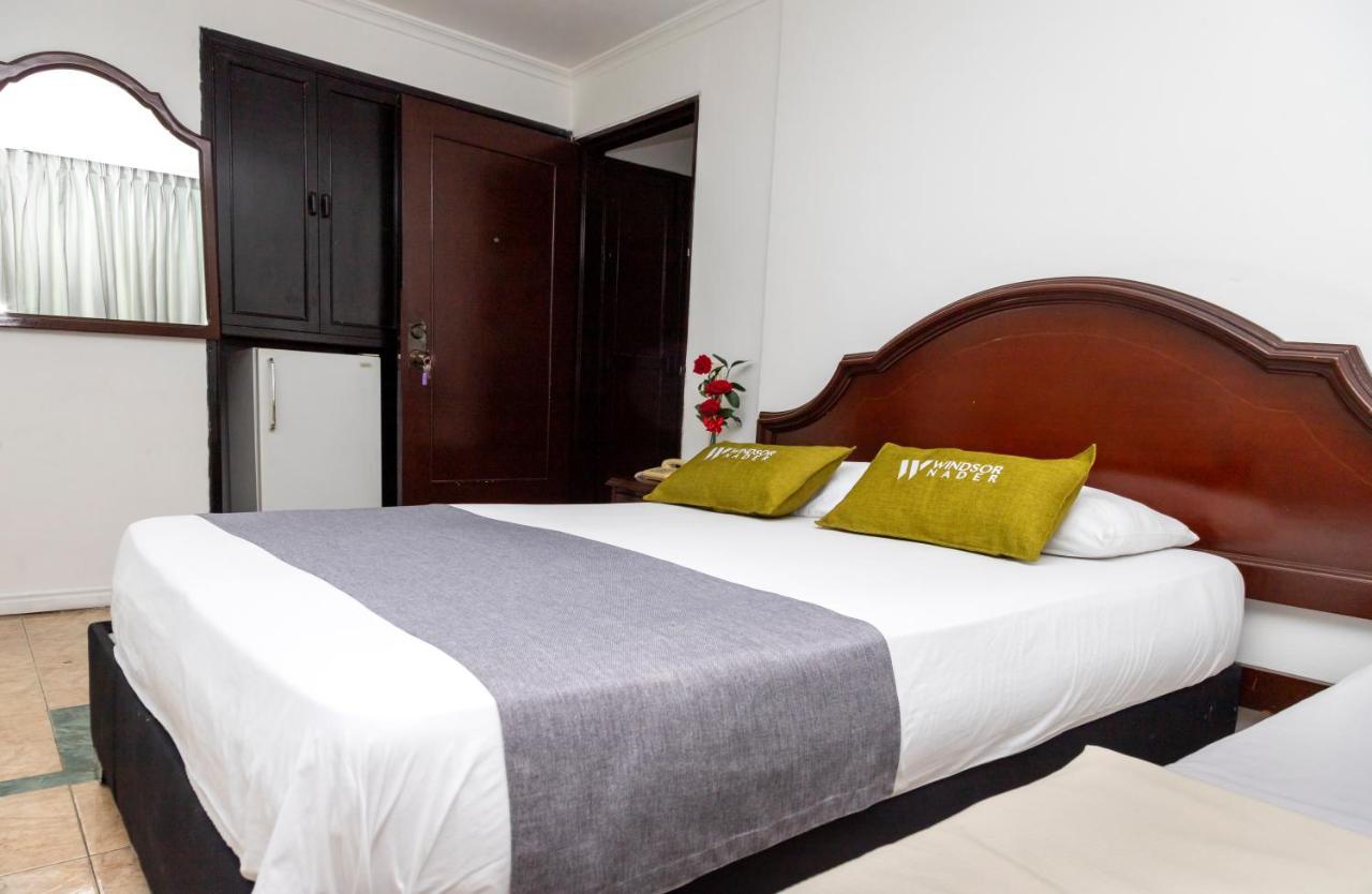 Hotel Windsor Plaza - Downtown Кали Экстерьер фото