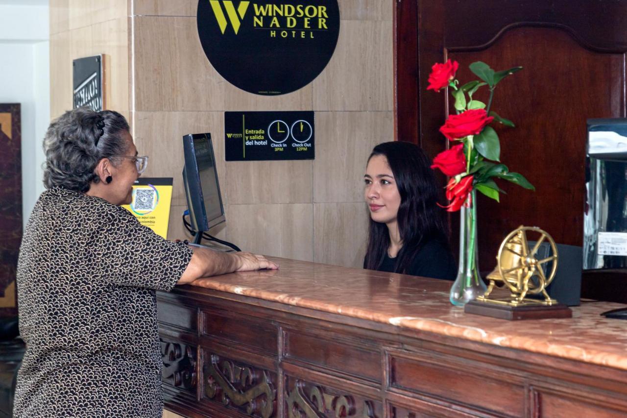 Hotel Windsor Plaza - Downtown Кали Экстерьер фото