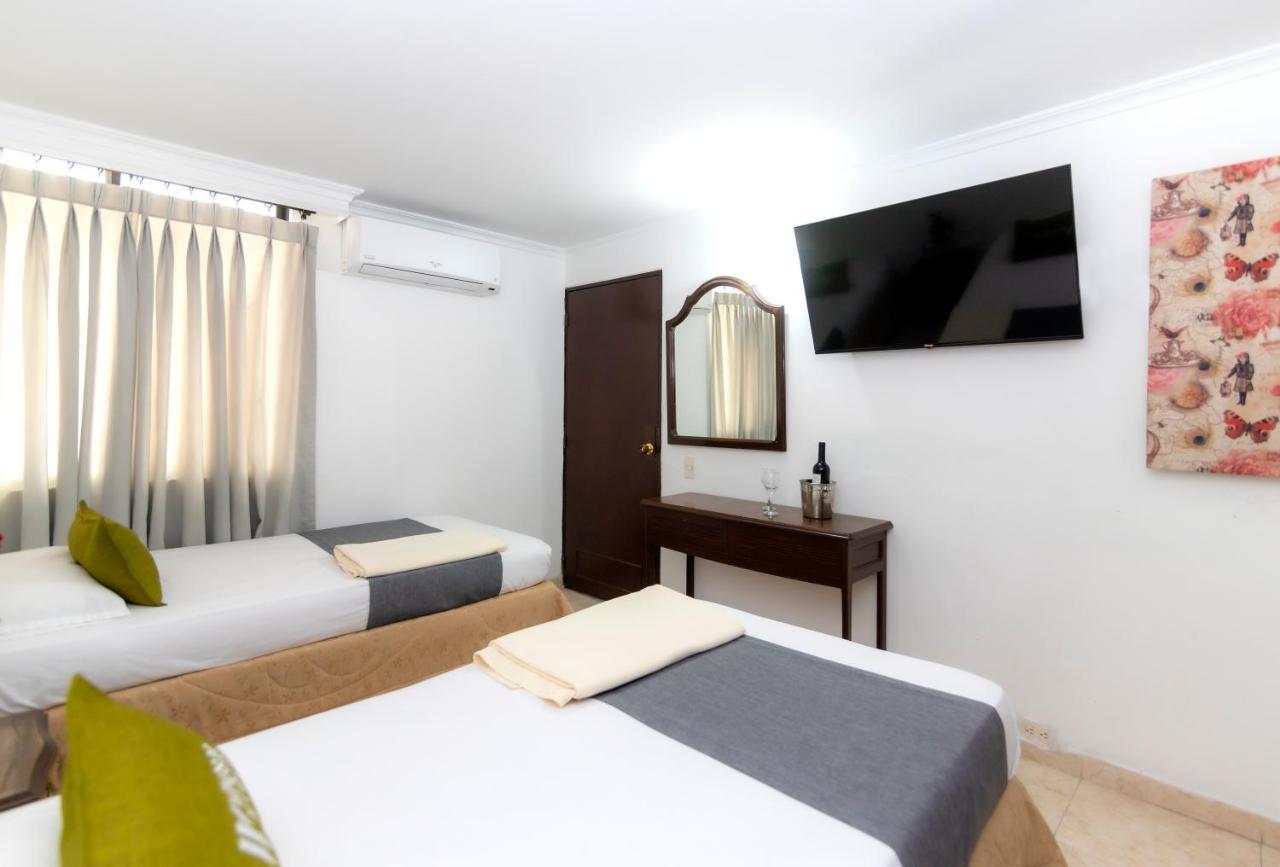 Hotel Windsor Plaza - Downtown Кали Экстерьер фото