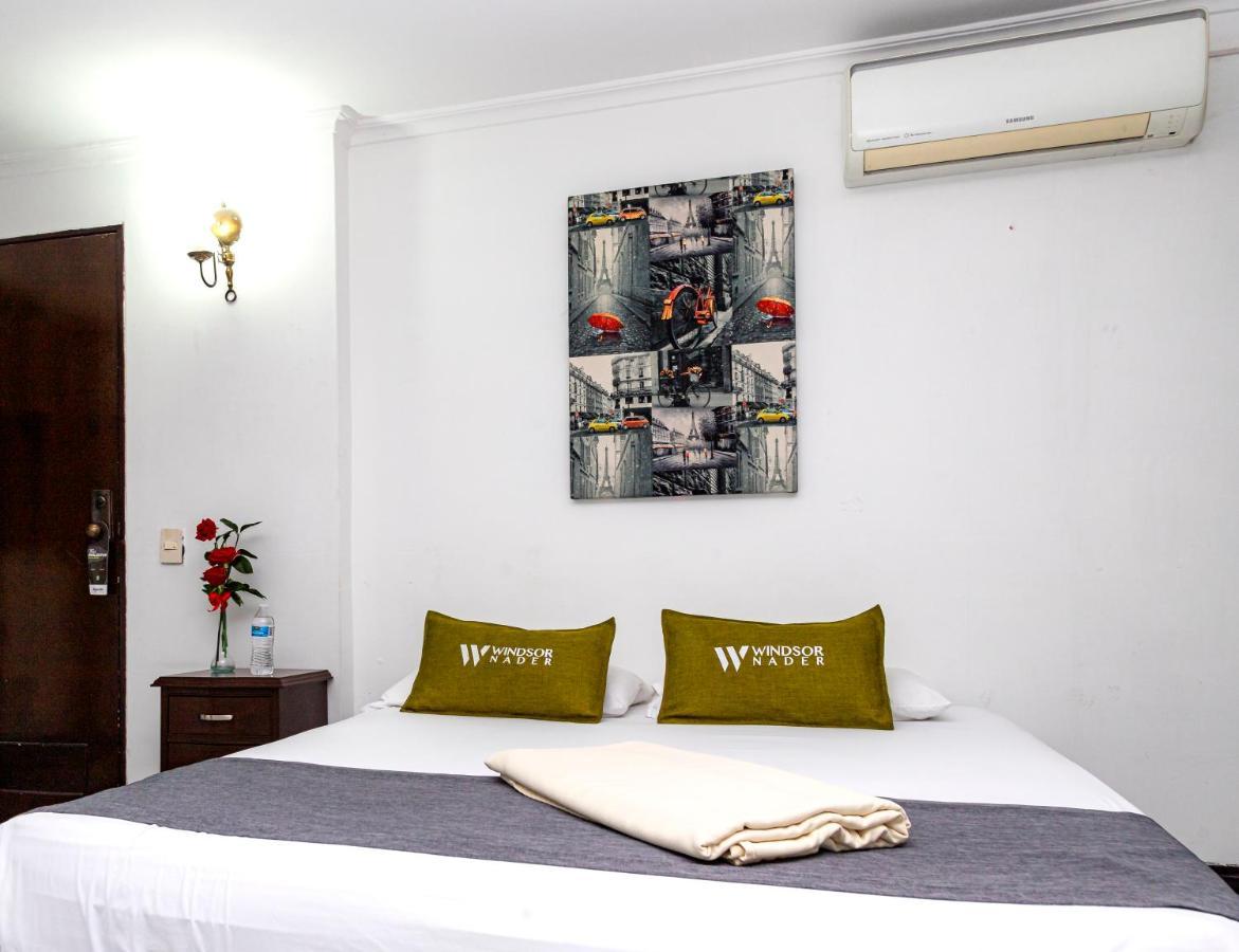 Hotel Windsor Plaza - Downtown Кали Экстерьер фото