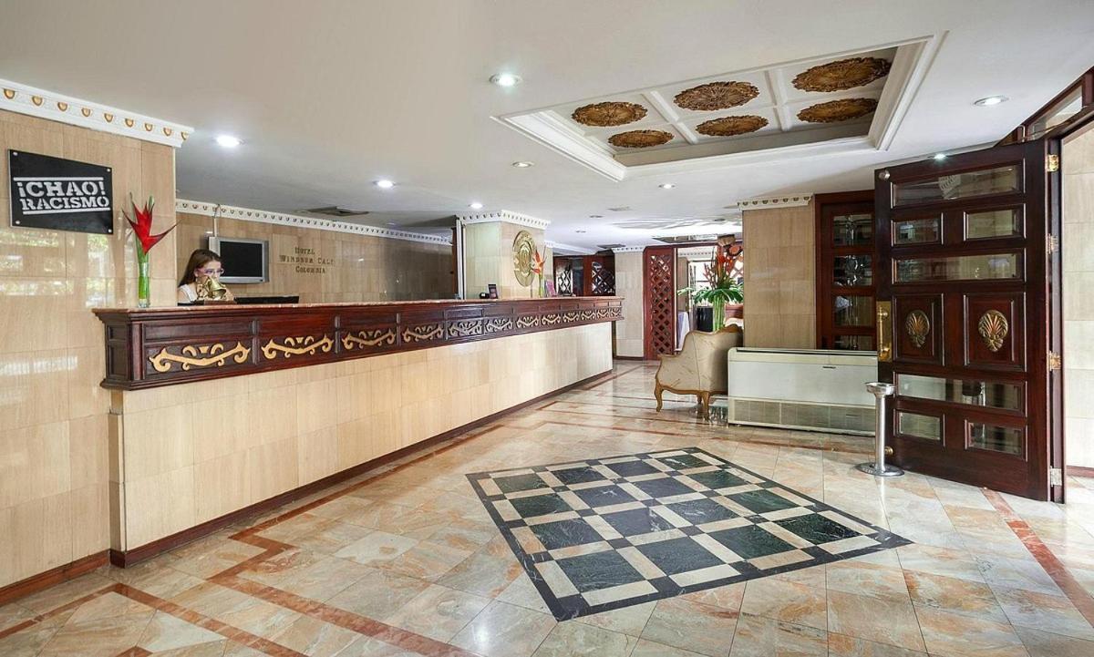 Hotel Windsor Plaza - Downtown Кали Экстерьер фото