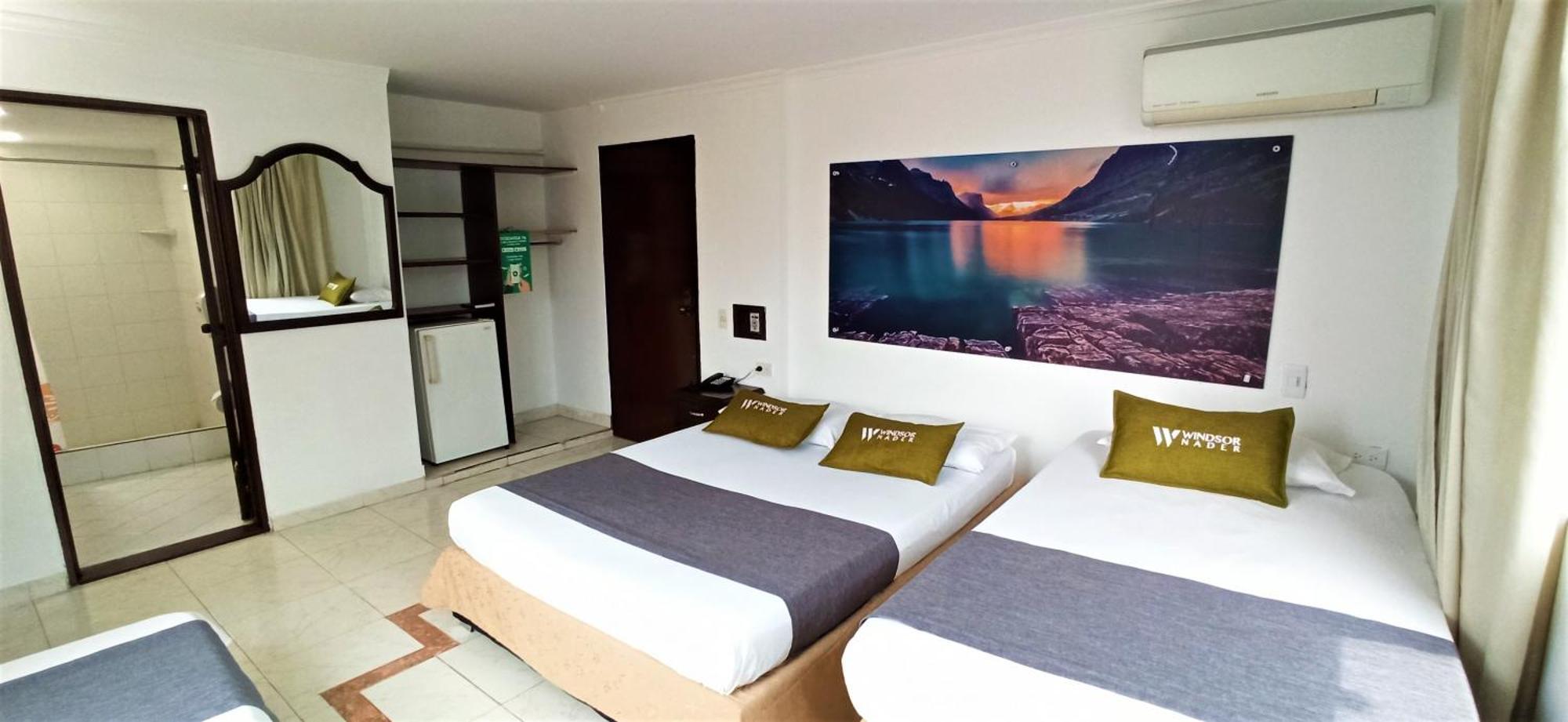 Hotel Windsor Plaza - Downtown Кали Экстерьер фото